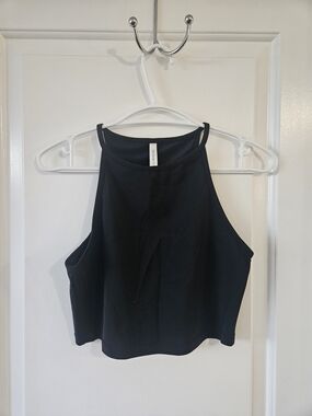 Aritzia The Group Babaton High-Neck Cropped Halter Tank Top Black Size Medium